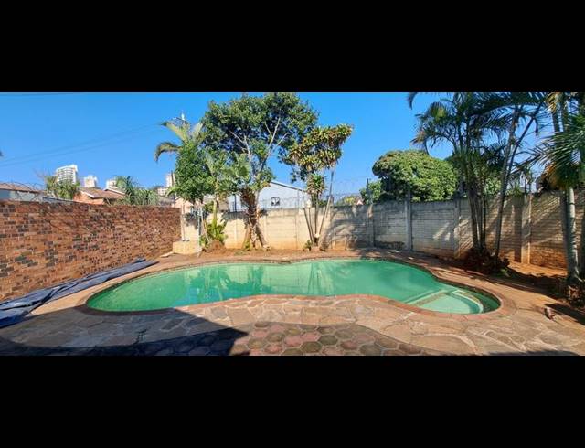 2 BEDROOM SIMPLEX FOR SALE IN MUSGRAVE